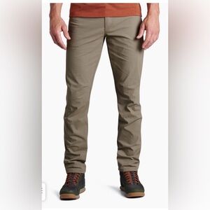 Kuhl Revolvr Rogue khaki pants size 32/32